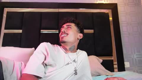 Snapshot of dark_eros_ chatting on March 9, 2026, 8:24 pm Sr. Eros online show from March 9, 2026, 8:24 pm