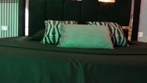 Snapshot of dark_eros_ chatting on April 8, 2026, 3:28 am Sr. Eros online show from April 8, 2026, 3:28 am