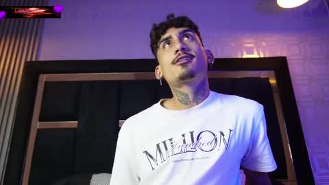 Snapshot of dark_eros_ chatting on April 9, 2026, 4:01 am Sr. Eros online show from April 9, 2026, 4:01 am