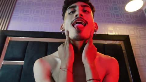 Snapshot of dark_eros_ chatting on April 10, 2026, 4:06 am Sr. Eros online show from April 10, 2026, 4:06 am