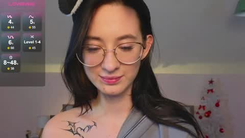 Snapshot of dark_lola_ chatting on December 23, 2024, 3:44 pm Lola online show from December 23, 2024, 3:44 pm