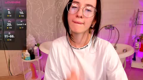 Snapshot of dark_lola_ chatting on December 28, 2024, 3:48 pm Lola online show from December 28, 2024, 3:48 pm