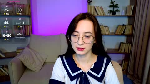 Snapshot of dark_lola_ chatting on January 14, 2025, 9:35 am Lola online show from January 14, 2025, 9:35 am