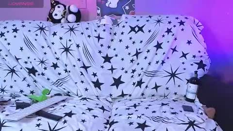 Snapshot of dark_nina__ chatting on May 16, 2026, 4:09 am dark_nina__ online show from May 16, 2026, 4:09 am