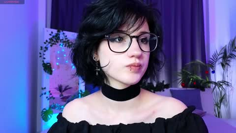 Snapshot of dark_vamp_ chatting on December 21, 2024, 9:25 pm Vamp online show from December 21, 2024, 9:25 pm