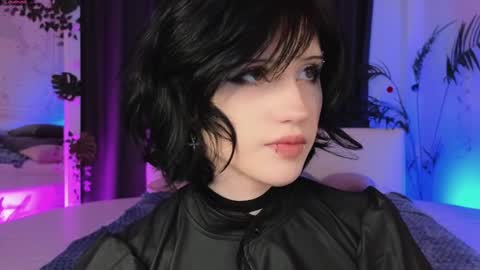 Snapshot of dark_vamp_ chatting on January 15, 2025, 10:49 am Vamp online show from January 15, 2025, 10:49 am