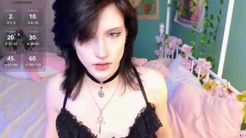 Snapshot of dark_vamp_ chatting on September 26, 2025, 2:43 pm Vamp online show from September 26, 2025, 2:43 pm