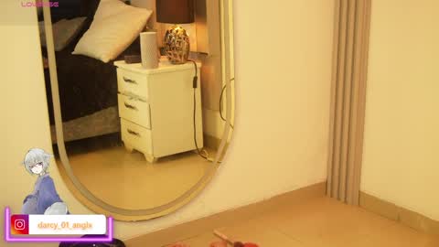 Angel Darcy  online show from April 1, 2026, 11:46 pm