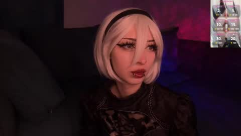 Snapshot of darkfirenight chatting on October 5, 2025, 7:12 pm Yuu online show from October 5, 2025, 7:12 pm