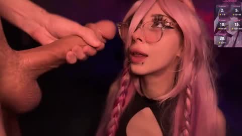 Snapshot of darkfirenight chatting on October 22, 2025, 11:59 pm Yuu online show from October 22, 2025, 11:59 pm