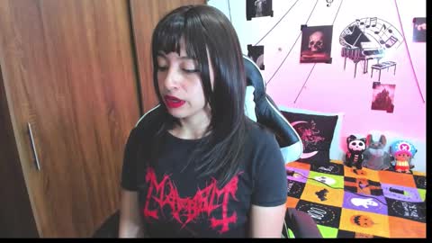 Snapshot of darkkittenuwu chatting on November 29, 2025, 8:12 pm Hi Im Yuri independent modelhelp me get my 111 hands upuwu online show from November 29, 2025, 8:12 pm