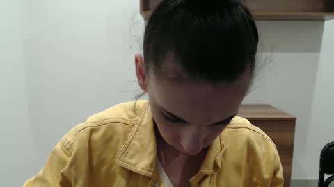 Snapshot of darklynx_ chatting on December 1, 2025, 3:39 pm darklynx_ online show from December 1, 2025, 3:39 pm