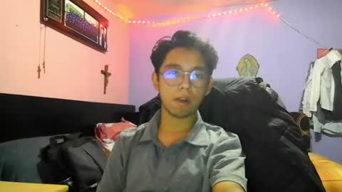 Snapshot of darknex_ chatting on June 30, 2026, 12:33 am Jose Ian online show from June 30, 2026, 12:33 am