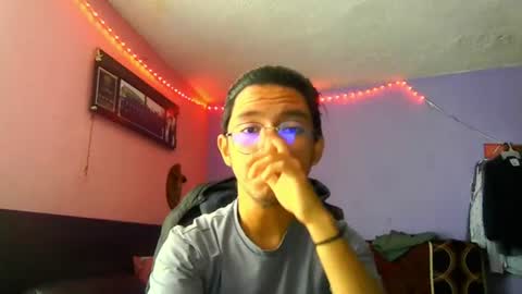 Snapshot of darknex_ chatting on July 23, 2026, 7:34 pm Jose Ian online show from July 23, 2026, 7:34 pm