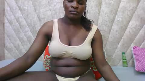 SHANICE online show from November 24, 2025, 1:16 am