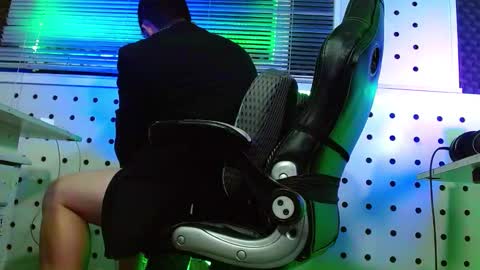 DARKO0717 online show from September 22, 2025, 10:28 am