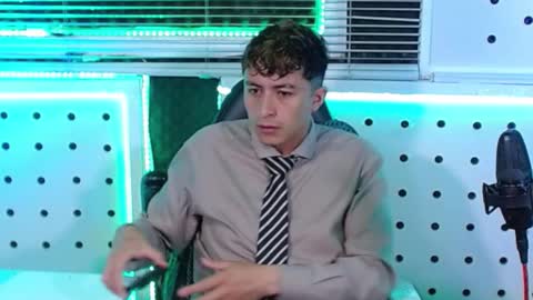 DARKO0717 online show from September 26, 2025, 11:36 am