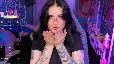 Shine online show from October 7, 2025, 6:10 am