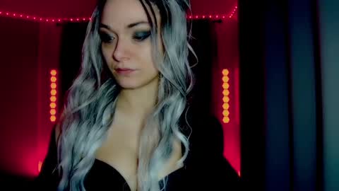 roseredgoddess online show from March 24, 2026, 2:16 am