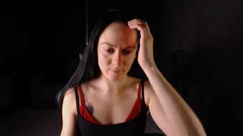 darkspark_ online show from November 7, 2025, 11:10 am