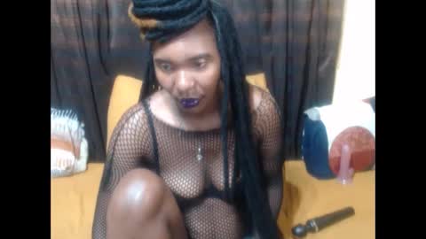 Snapshot of darksultryxx30 chatting on May 8, 2026, 6:35 pm Darksultryxx30 online show from May 8, 2026, 6:35 pm