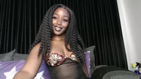 darktanqueen online show from May 20, 2026, 3:45 am