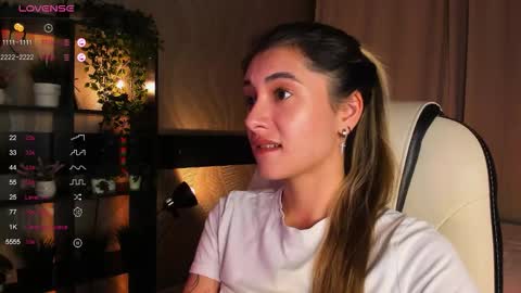 Belle online show from October 4, 2025, 5:16 am