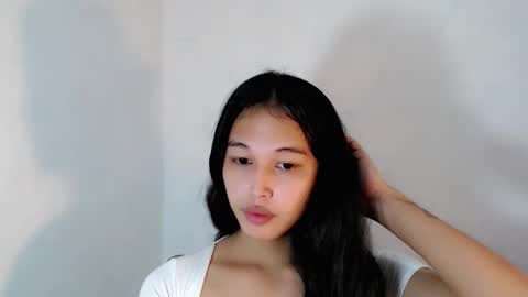 Snapshot of darling_sweetheartxx chatting on September 29, 2025, 4:23 pm YOUR ATHENA online show from September 29, 2025, 4:23 pm