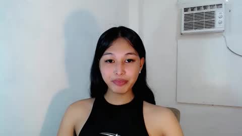 Snapshot of darling_sweetheartxx chatting on October 24, 2025, 1:51 pm YOUR ATHENA online show from October 24, 2025, 1:51 pm