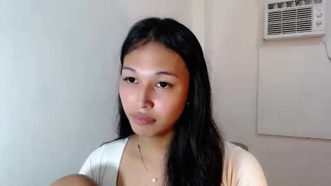 Snapshot of darling_sweetheartxx chatting on October 27, 2025, 1:48 pm YOUR ATHENA online show from October 27, 2025, 1:48 pm