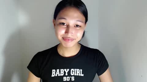 Snapshot of darling_sweetheartxx chatting on November 9, 2025, 3:43 pm YOUR ATHENA online show from November 9, 2025, 3:43 pm