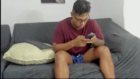 Snapshot of darren_lemus chatting on November 12, 2025, 6:08 pm Darren lemus online show from November 12, 2025, 6:08 pm