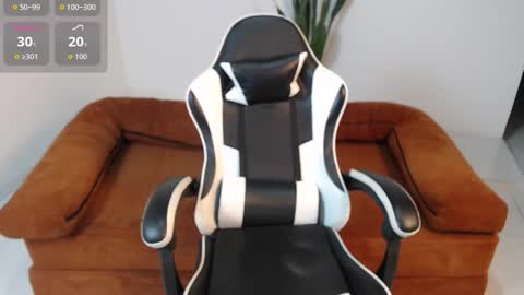 darrencolleen online show from March 13, 2026, 9:27 am