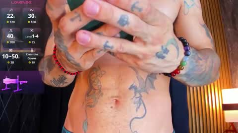 darwin_horny2 online show from April 13, 2026, 9:31 pm