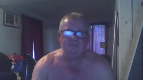 darwincock online show from December 13, 2024, 9:52 pm