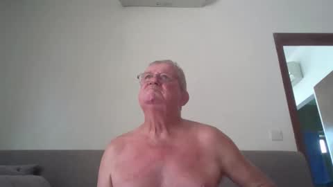 darwincock online show from May 23, 2026, 4:39 am