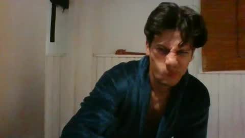 Snapshot of daryof chatting on December 25, 2024, 11:20 pm Daryo Franco online show from December 25, 2024, 11:20 pm