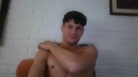 Snapshot of daryof chatting on September 8, 2025, 4:17 pm Daryo Franco online show from September 8, 2025, 4:17 pm