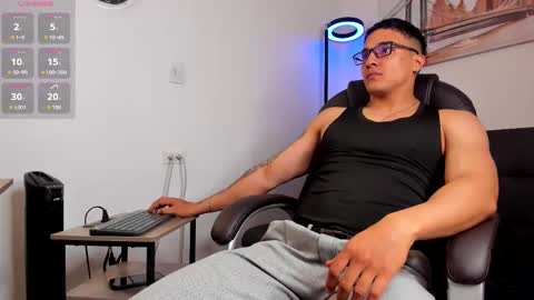 Dash online show from January 5, 2026, 5:27 pm