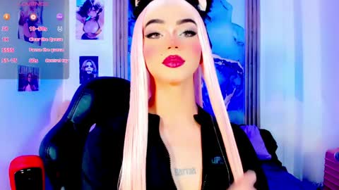 Natalia online show from June 3, 2026, 7:41 pm