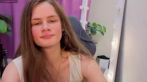 Snapshot of datsi_benson chatting on July 10, 2026, 9:23 am Datsi Benson online show from July 10, 2026, 9:23 am