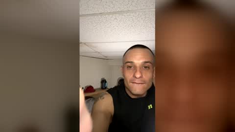 Snapshot of dave875126 chatting on February 15, 2026, 5:26 am dave875126 online show from February 15, 2026, 5:26 am