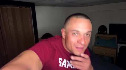 Snapshot of dave875126 chatting on May 9, 2026, 10:48 pm dave875126 online show from May 9, 2026, 10:48 pm