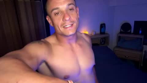 Snapshot of dave875126 chatting on May 19, 2026, 10:38 pm dave875126 online show from May 19, 2026, 10:38 pm