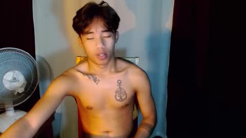 Snapshot of dave_boyyy chatting on February 24, 2026, 7:34 pm dave_boyyy online show from February 24, 2026, 7:34 pm