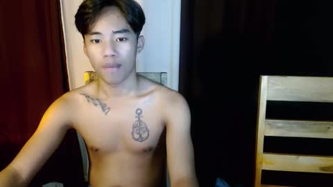 Snapshot of dave_boyyy chatting on February 25, 2026, 10:58 am dave_boyyy online show from February 25, 2026, 10:58 am