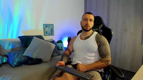 DAVE MAX online show from November 8, 2025, 2:56 am