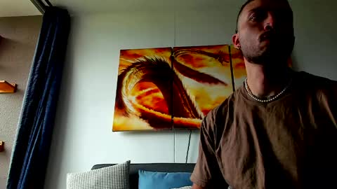 Snapshot of dave_max93 chatting on April 19, 2026, 6:10 pm DAVE MAX online show from April 19, 2026, 6:10 pm