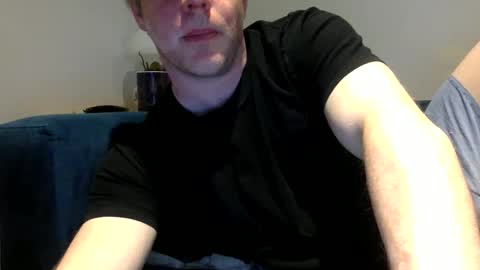 daveb709709709 online show from May 8, 2026, 1:33 am