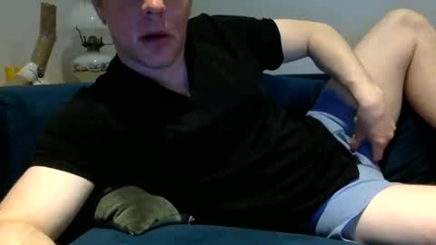 daveb709709709 online show from May 14, 2026, 1:45 am